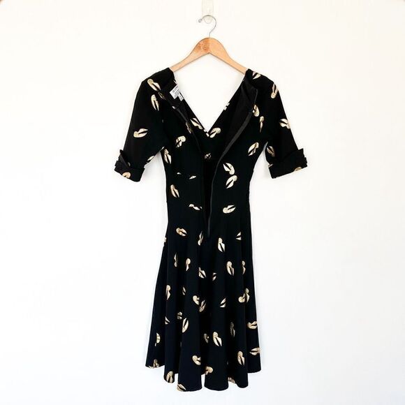 Unique Vintage x Harry Potter Wizarding World Black with Gold Snitch Fit and Fla - Picture 4 of 9